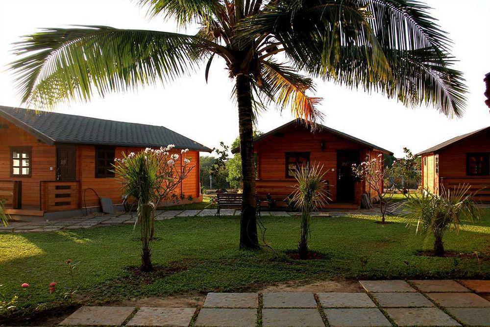 Beira Mar Beach Resort Benaulim Exteriör bild