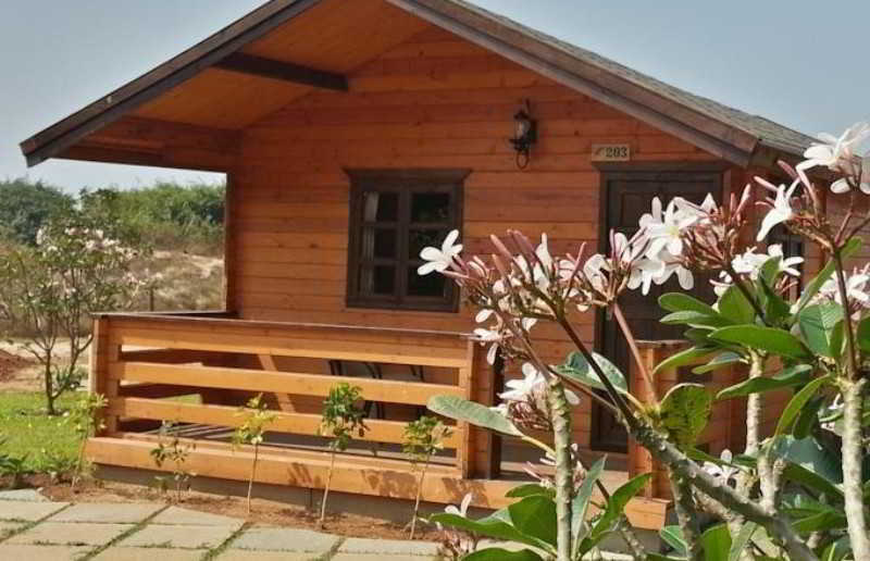 Beira Mar Beach Resort Benaulim Exteriör bild