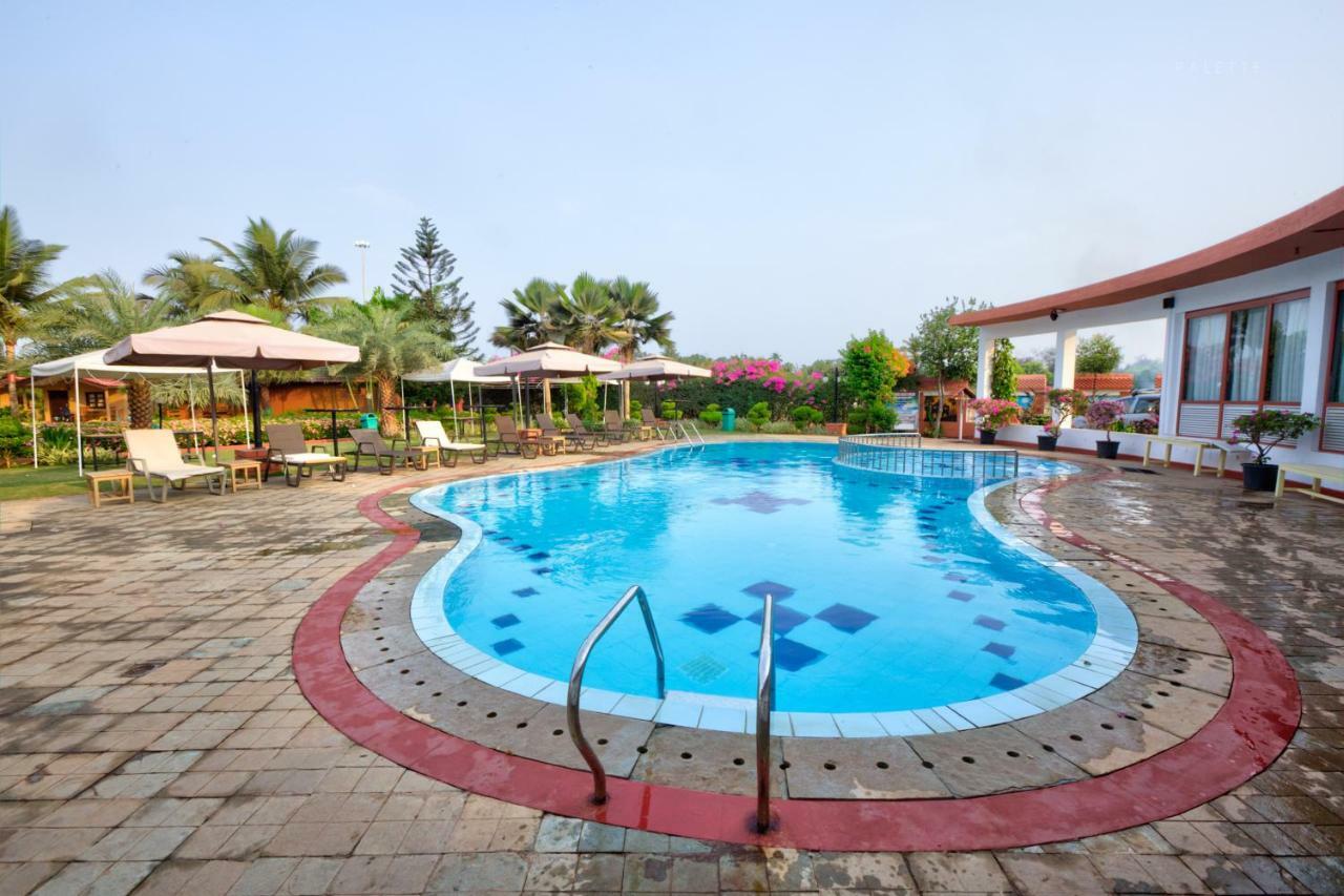 Beira Mar Beach Resort Benaulim Exteriör bild